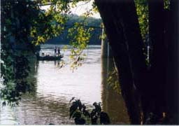 [photo, Fishermen on Potomac River, Point of Rocks, Maryland]